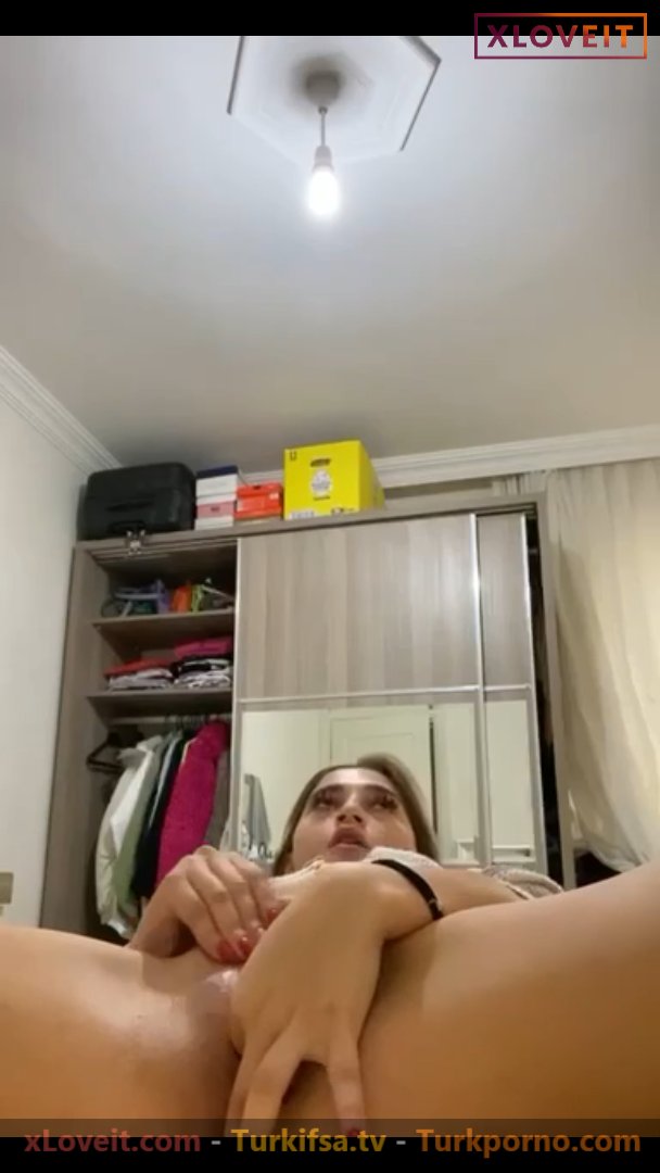 Meribabe ifşa Mastürbasyon yapıp boşaldı